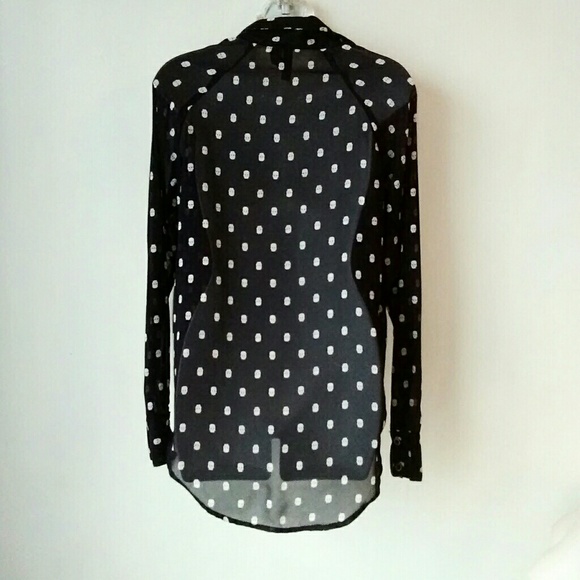 Fun & Flirt Skull Button Down Shirt - Picture 3 of 3